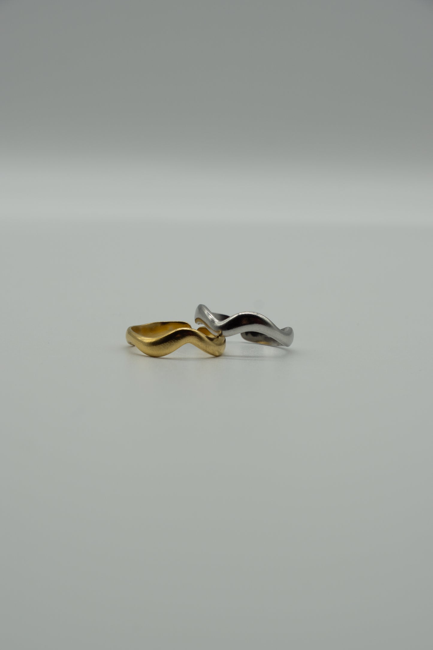 Anello Ondy